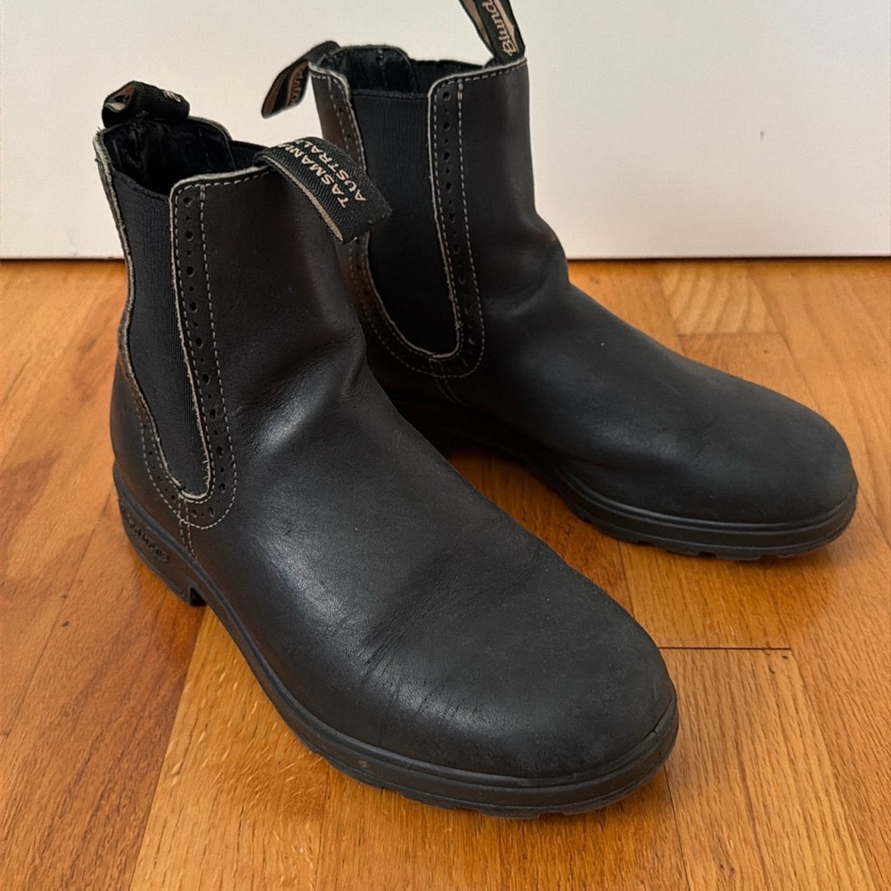 Blundstone black high top boots #1448